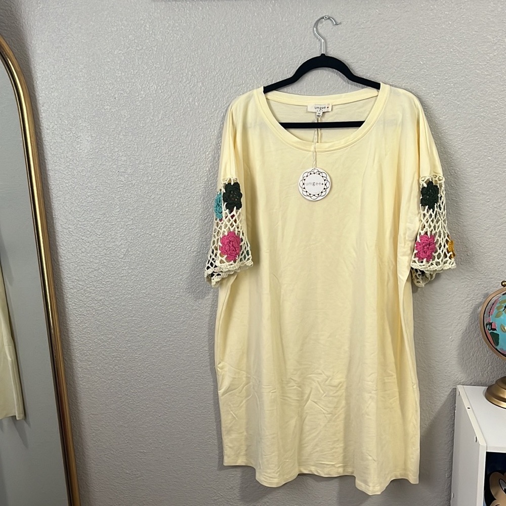2x-Umgee Mini Dress crochet sleeves - Picture 3 of 7